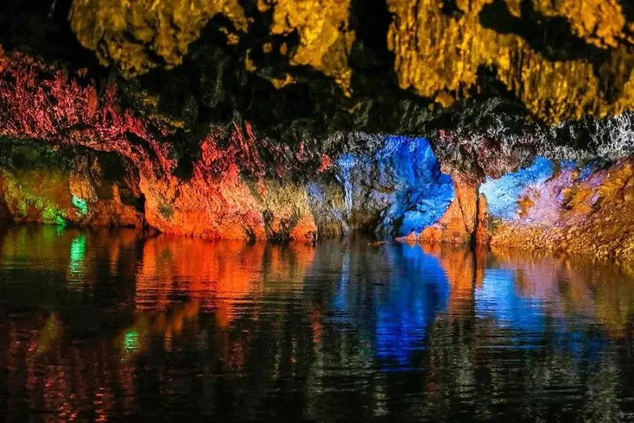تور زمینی غار آبی علیصدر تا شهر سفال لالجین